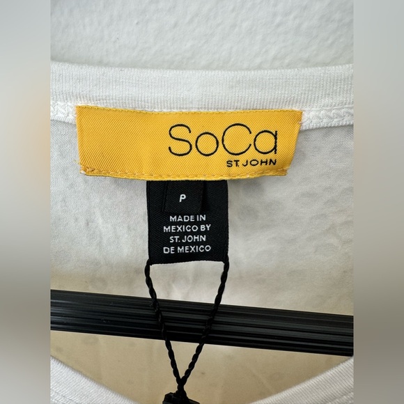 NWT SoCa by St John v-neck t-shirt with sequins Size P - Picture 6 of 8